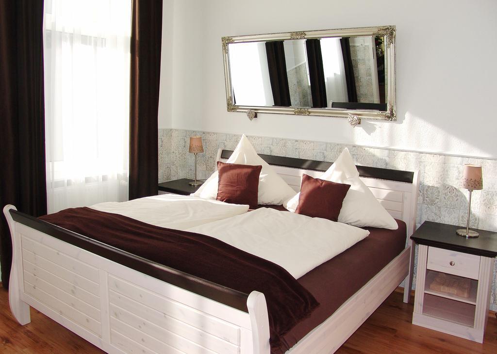 Hotel Garni Landhaus Uttum Krummhoern Ngoại thất bức ảnh