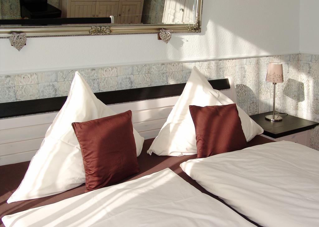 Hotel Garni Landhaus Uttum Krummhoern Ngoại thất bức ảnh