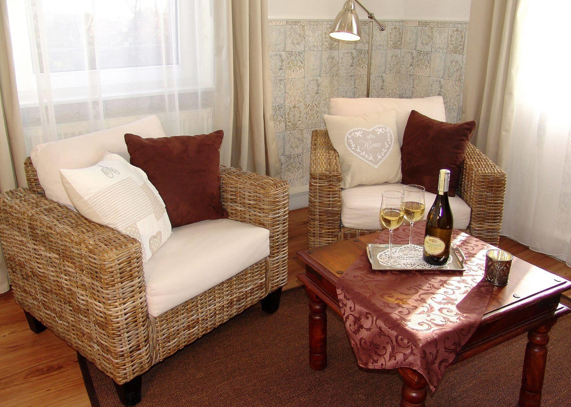 Hotel Garni Landhaus Uttum Krummhoern Ngoại thất bức ảnh